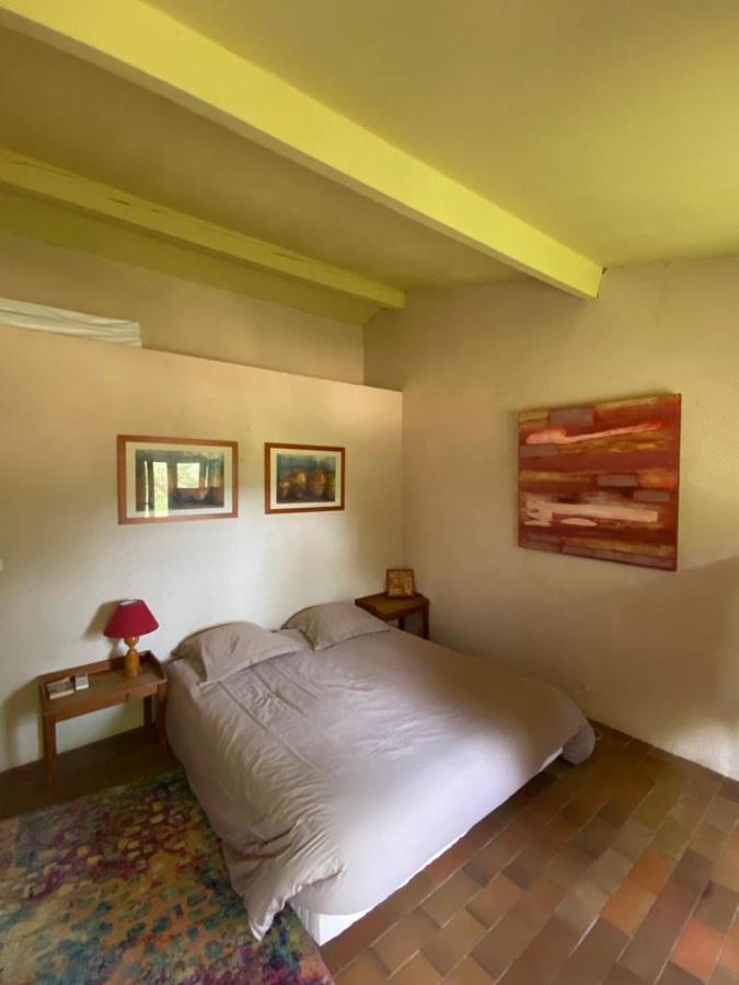 Villa Provencale Familiale Avec Piscine Гримо Экстерьер фото